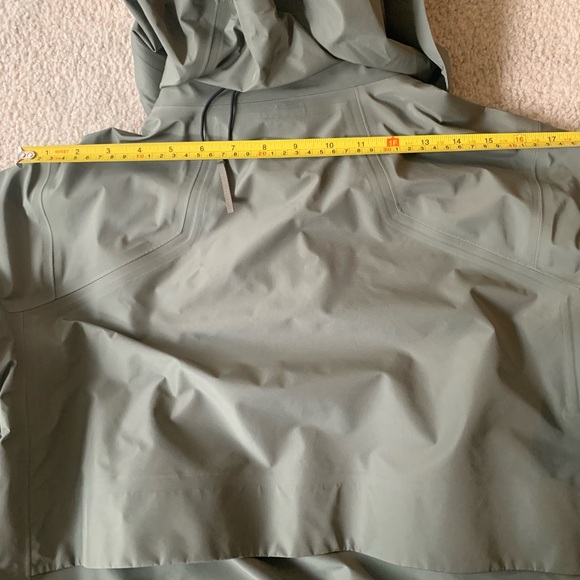 New Arcteryx Veilance Ifora Goretex Raincoat Small (S) Grey-Green firs MEDIUM - Picture 7 of 9